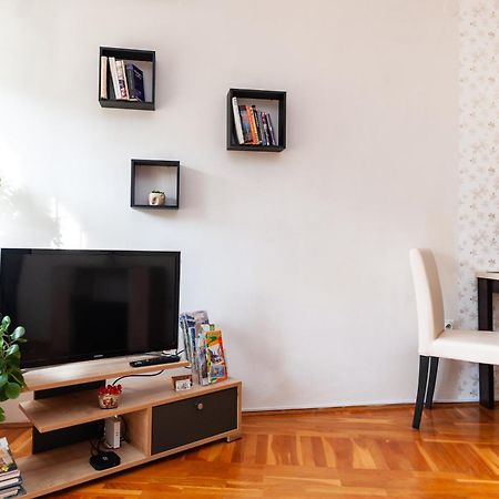 Momo'S Studio Apartment Суботиця Екстер'єр фото